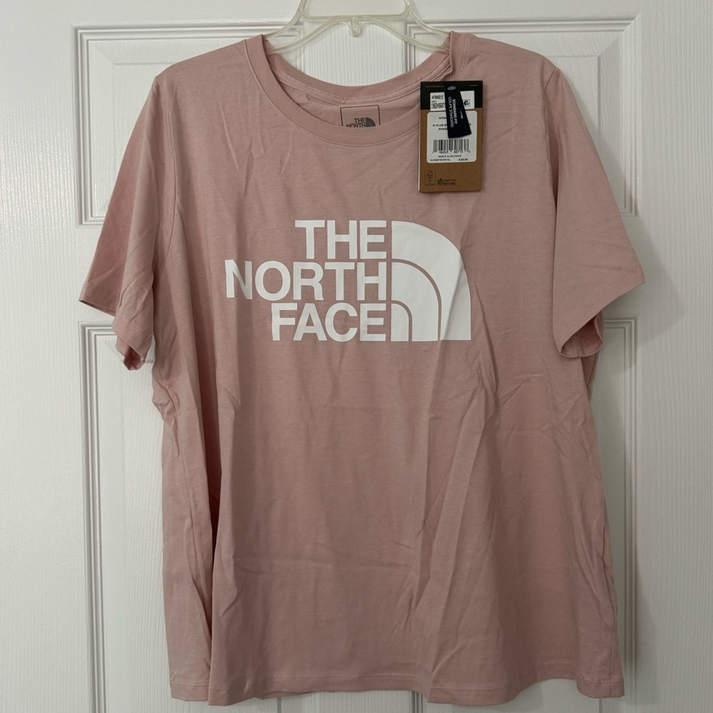 North Face Tshirt 1X Pink